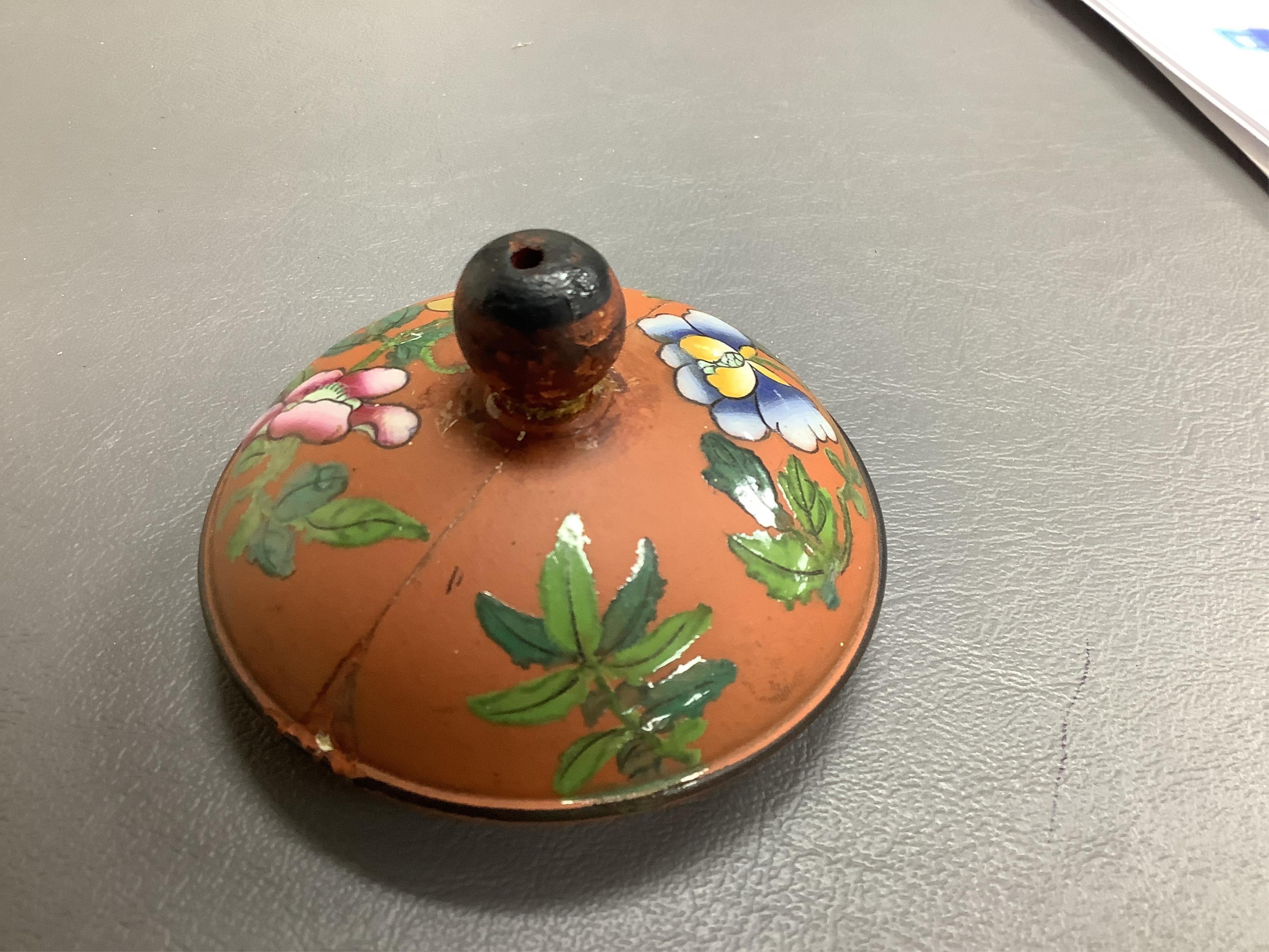 A Beswick woodpecker, two Myott jugs and two Wedgwood teapots and covers, largest 22cm